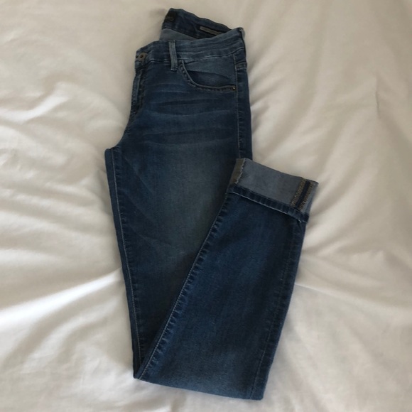 Guess Denim - Vintage Guess curvy skinny dark wash mid rise jean